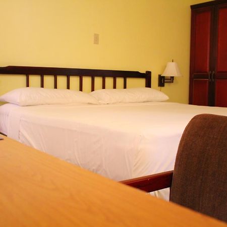 Brandsville Hotel Georgetown Eksteriør billede